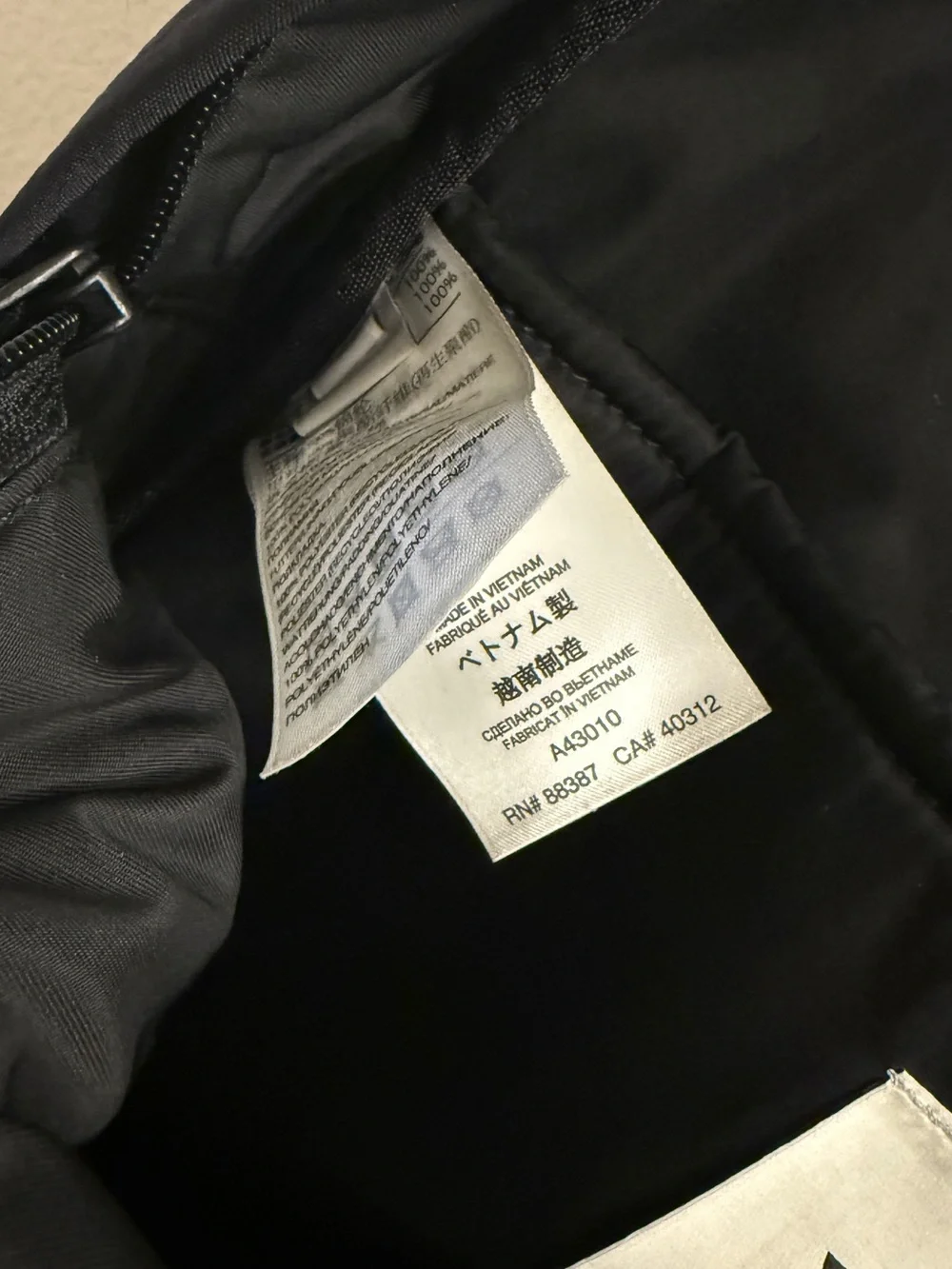 Y-3 Black Canvas Backpack with Contrast Logo Patch